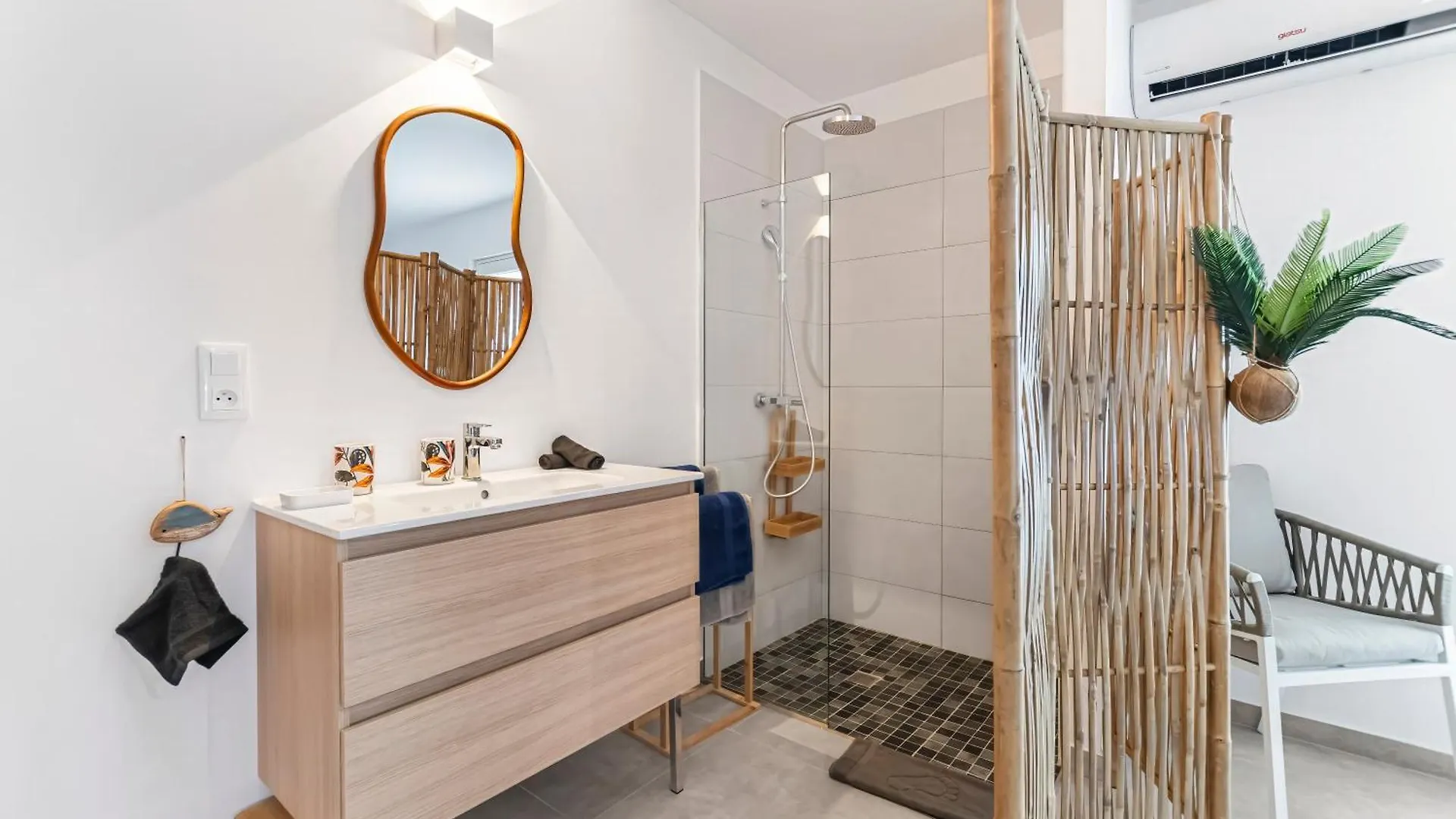 New Appartement 1Ch 4P Vue Mer Sur Les Hauteurs De La Baieorientale 아파트